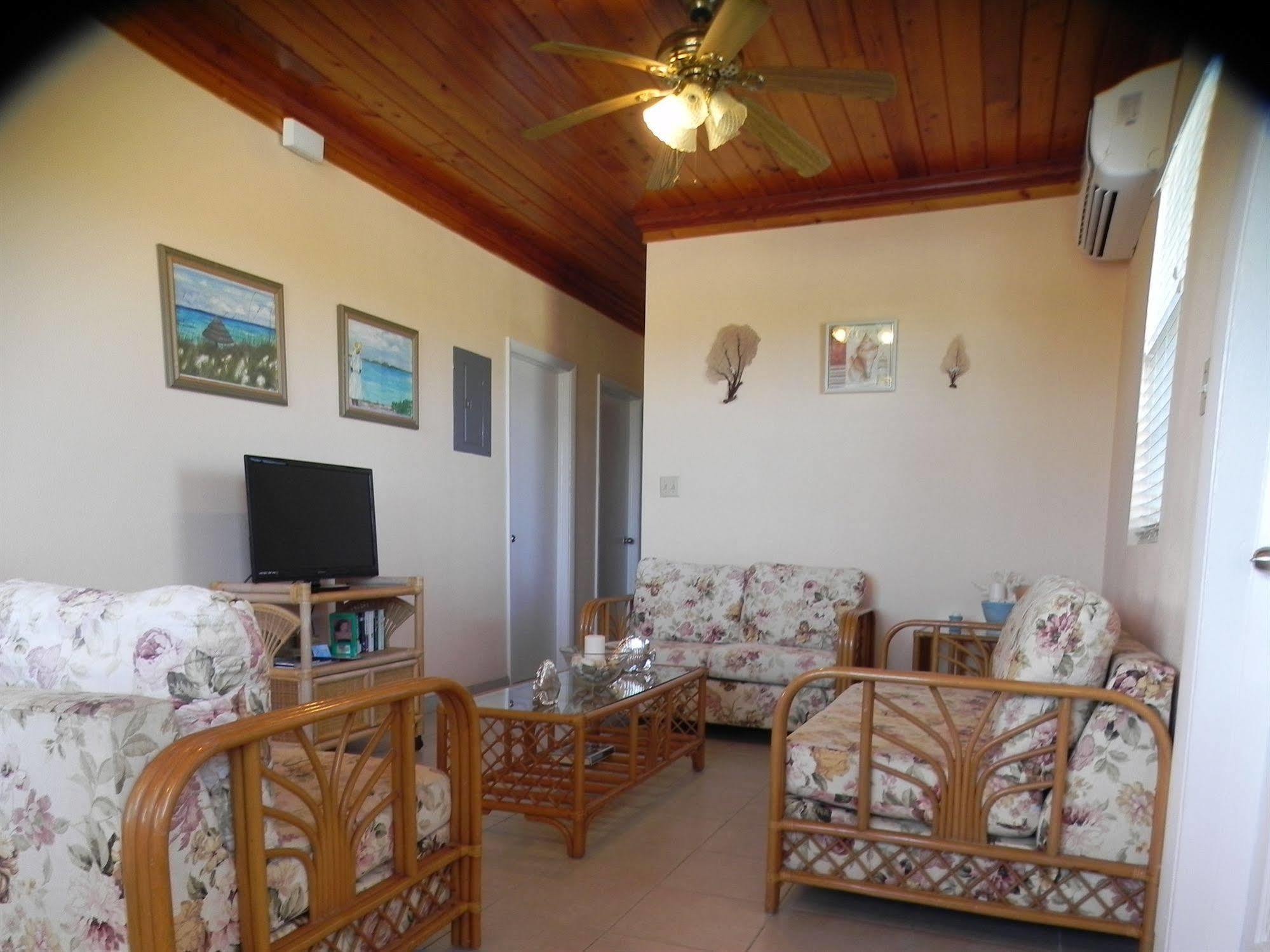 Tropical View Villas Hartswell Exteriör bild